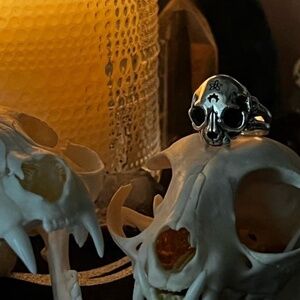 Etah love 9 lives ring size 6